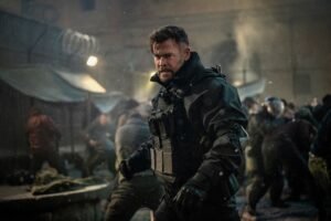 Extraction 3: Chris Hemsworth Shares A New Look At His Training